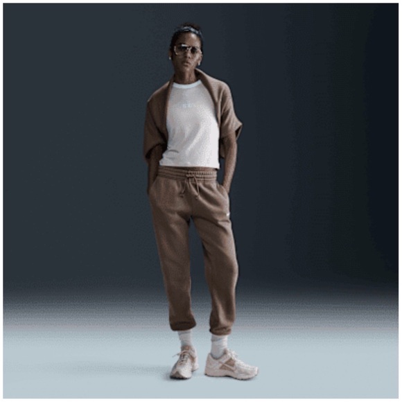 Nike Pants - NWT Nike Phoenix Fleece Mid Rise Sweatpants in Mink Brown
